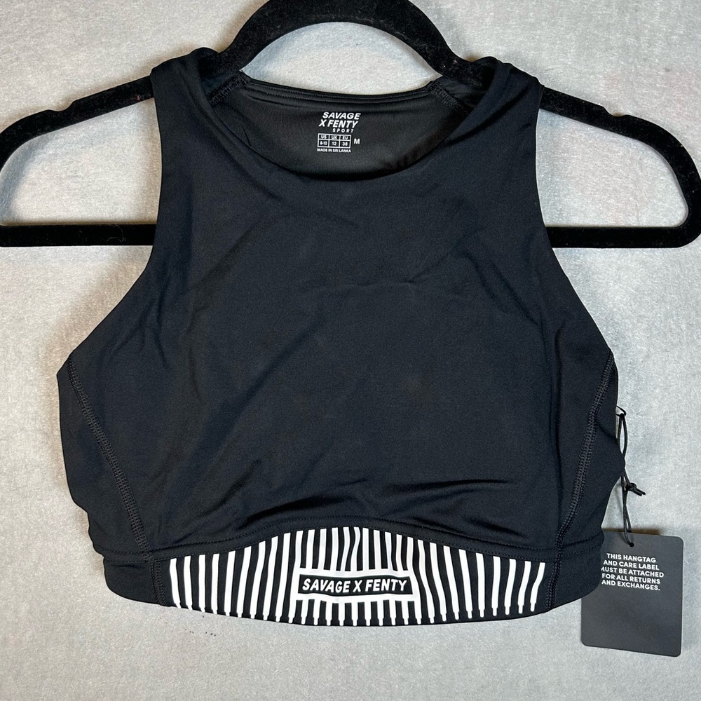 Savage C Fenty NWT XCCENTUATE MEDIUM-IMPACT LONGLINE SPORTS BRA Size Medium 8/10